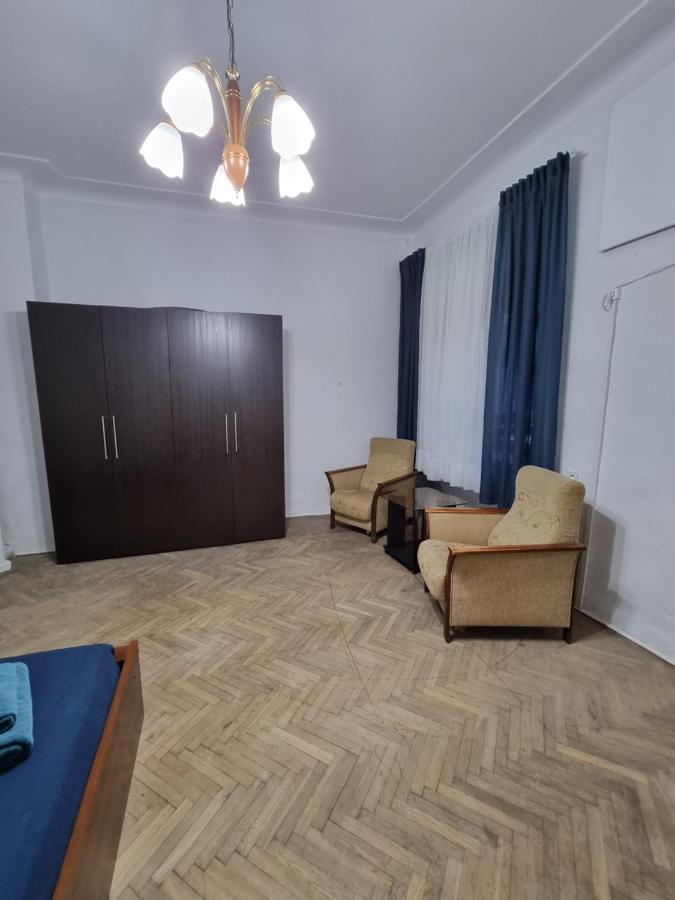 Nocleg W Centrum Czestochowy Nmp32 琴斯托霍瓦 外观 照片